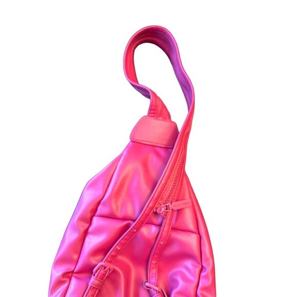 Steven Madden Pink Sling Backpack With Zip Pockets & Adjustable Strap - Picture 9 of 9